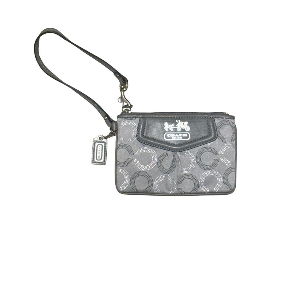 Coach Madison Dotted Wristlet Silver Gray Signature C NWT Style 44443